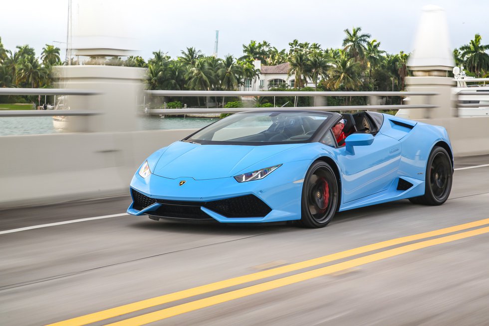 Instant luxury and exotic car rentals