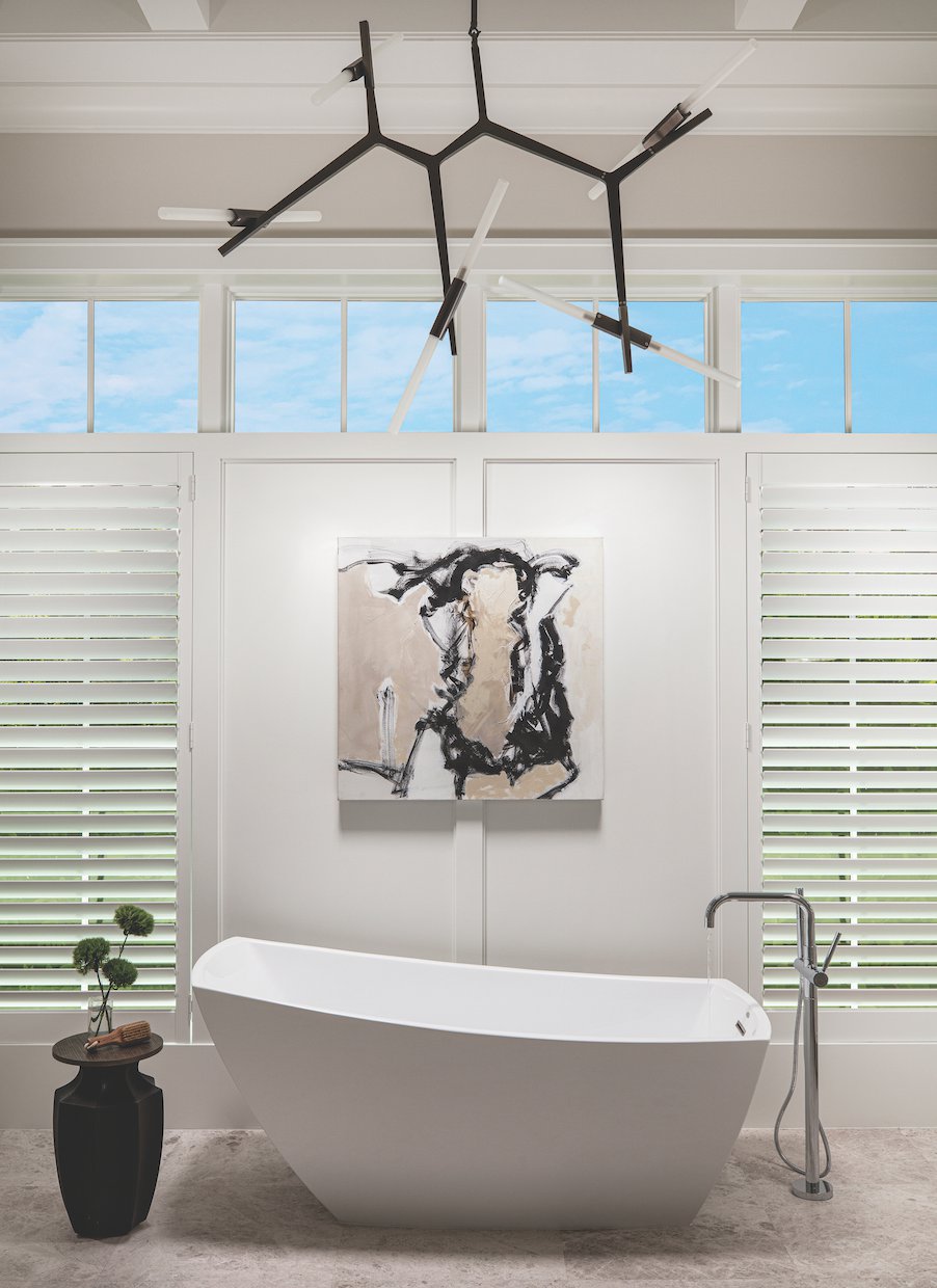 Springline Dr Naples FL Master Bath Tub