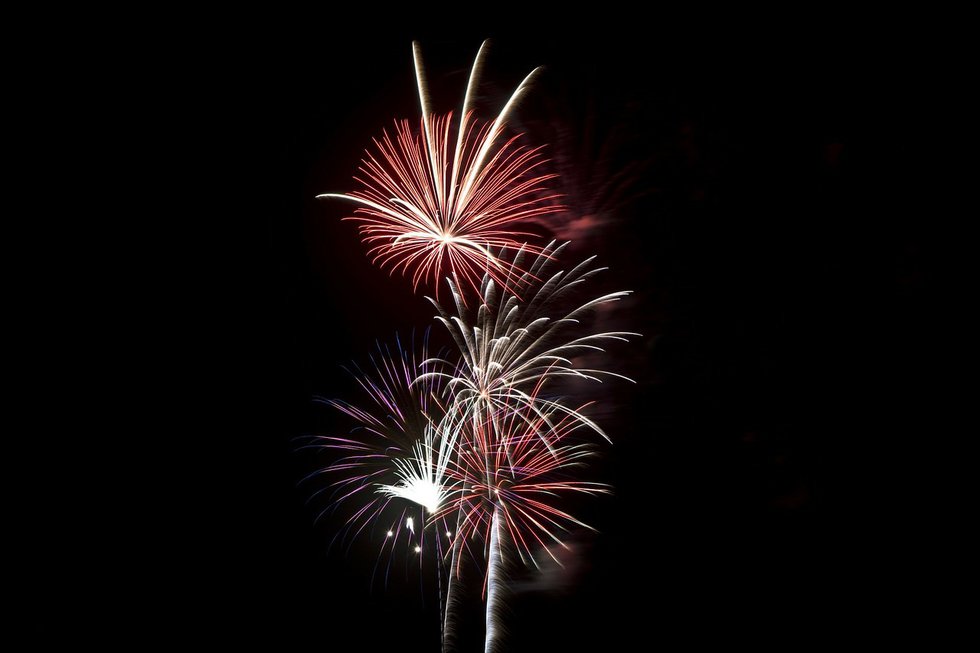 fireworks-218948_1280