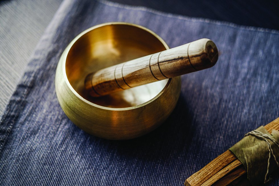 Bronze tibetan singing bowl, sound healing