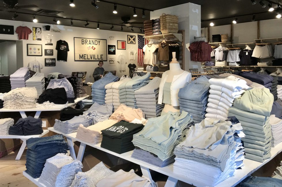 Brandy Melville Naples 1