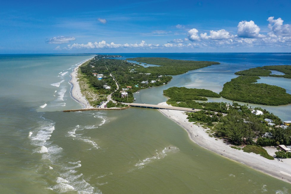 Blind Pass Beach looking north toward Captiva Island, Florida.