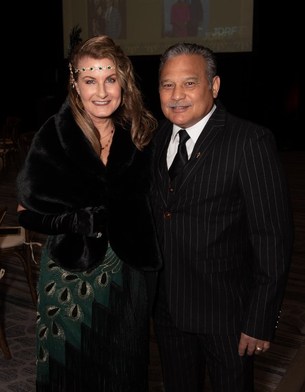 Deborah and Frank Sablan.jpg