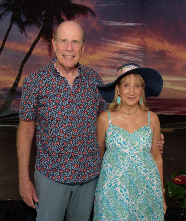 Peter and Laurie Weinberger.jpg